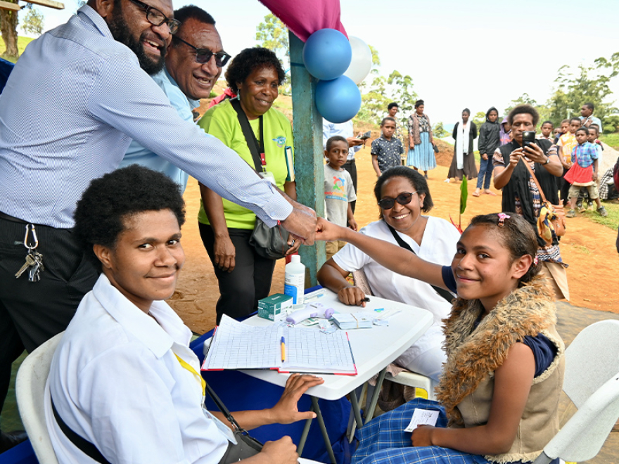 First girl to receive HPV vaccine in WHP PNG - credit Ruth Nicholls